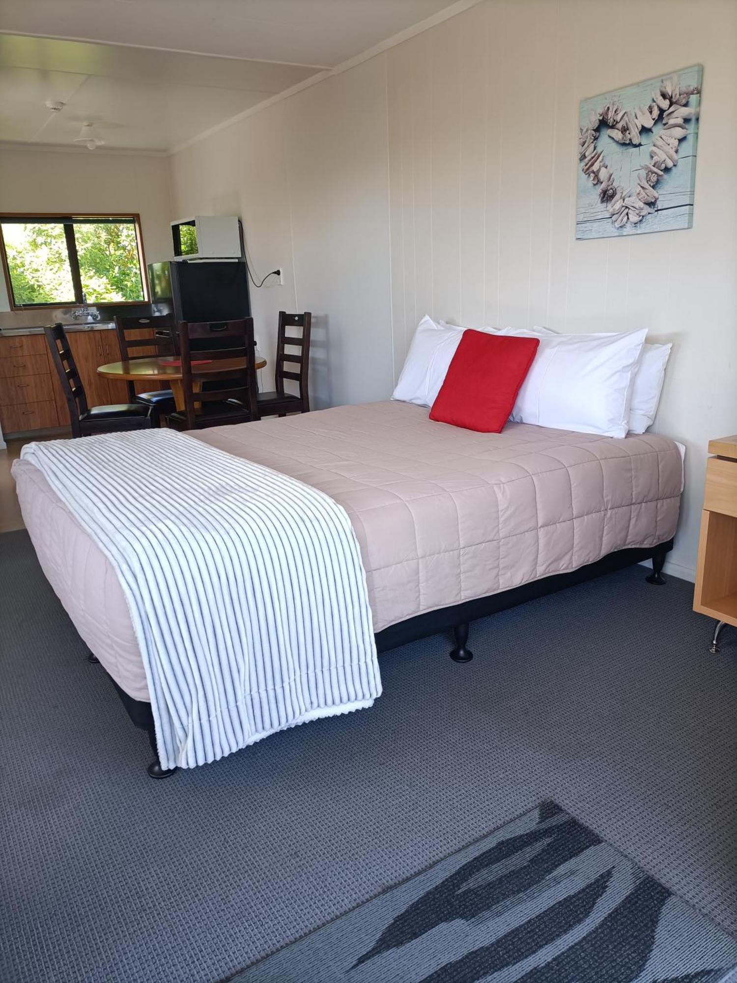Moeraki Beach Motels Exterior foto